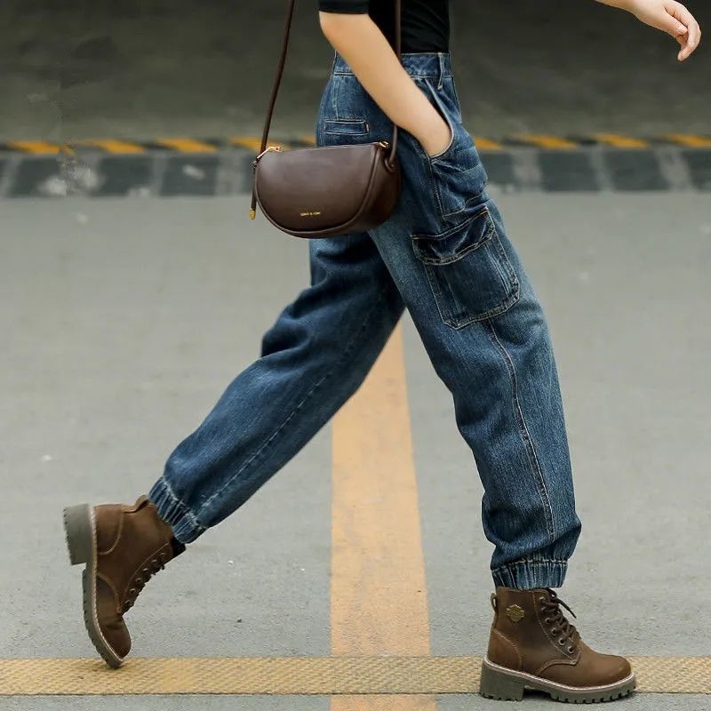 High-Waist Jeans