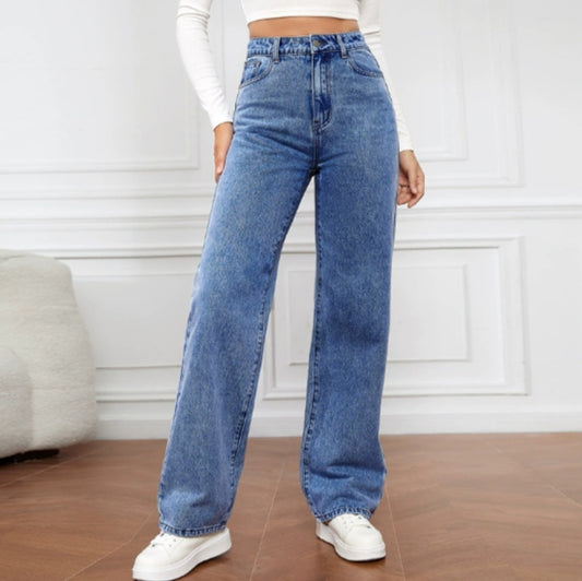 Straight Jeans
